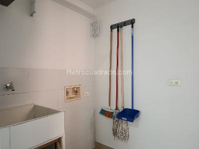 Apartamento de 3 alcobas en arriendo en Vereda Cañaveralejo, Sabaneta, 110 m² · foto 3 de 20