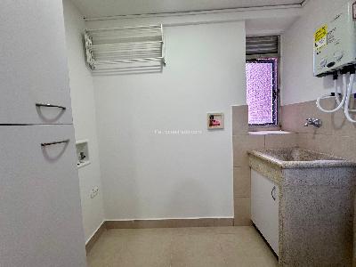 Apartamento de 2 alcobas en arriendo en Loma Benedictinos, Envigado, 80 m² · foto 6 de 16
