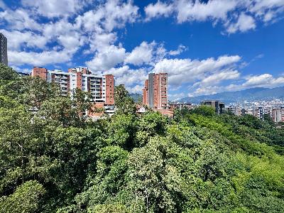 Apartamento de 2 alcobas en arriendo en Loma Benedictinos, Envigado, 80 m² · foto 15 de 16