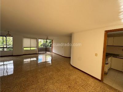 Apartamento en venta en El Poblado, Medellín · foto 4 de 20