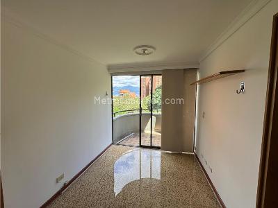 Apartamento en venta en El Poblado, Medellín · foto 10 de 20