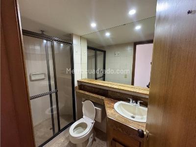 Apartamento en venta en El Poblado, Medellín · foto 17 de 20
