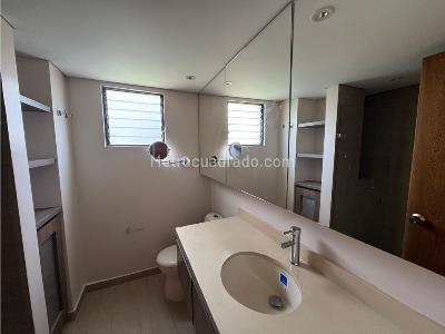 Apartamento en venta en El Poblado, Medellín · foto 20 de 20
