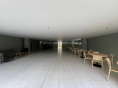 Apartamento de 3 alcobas en arriendo en El Chocho, Envigado, 91 m² · foto 4 de 20