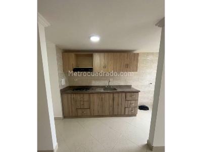 Apartamento de 3 alcobas en venta en Belen Rodeo Alto, Medellín, 55 m² · foto 2 de 13