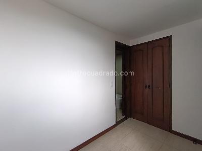 Apartamento de 3 alcobas en arriendo en El Campestre La Frontera, Medellín, 195 m² · foto 7 de 17
