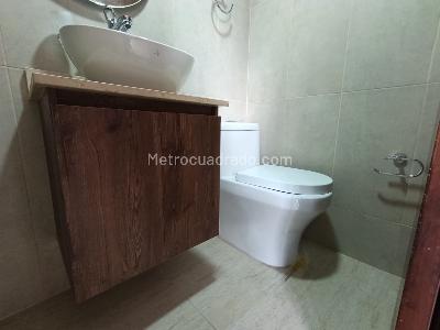 Apartamento de 3 alcobas en arriendo en El Campestre La Frontera, Medellín, 195 m² · foto 8 de 17