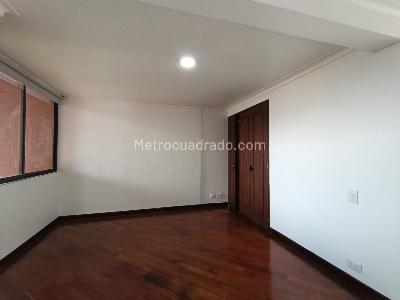 Apartamento de 3 alcobas en arriendo en El Campestre La Frontera, Medellín, 195 m² · foto 10 de 17