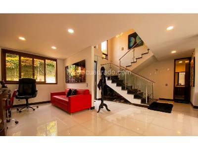 Casa de 4 alcobas en venta en Loma El Atravesado, Envigado, 895 m² · foto 6 de 15