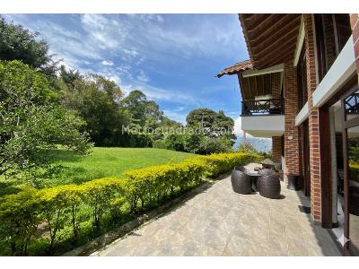 Casa de 4 alcobas en venta en Loma El Atravesado, Envigado, 895 m² · foto 15 de 15