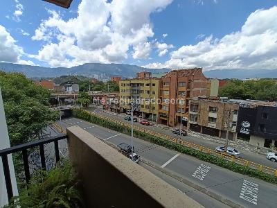 Apartamento de 3 alcobas en arriendo en Laureles Medellin, Medellín, 150 m² · foto 14 de 20