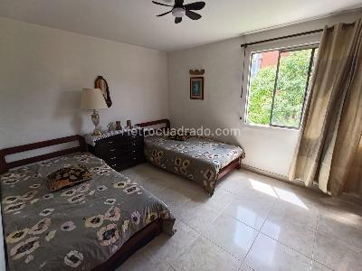 Apartamento de 3 alcobas en arriendo en Laureles Medellin, Medellín, 150 m² · foto 17 de 20