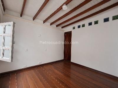Apartamento de 2 alcobas en arriendo en Rosales, Medellín, 45 m² · foto 4 de 11