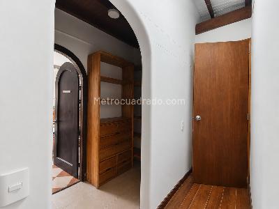 Apartamento de 2 alcobas en arriendo en Rosales, Medellín, 45 m² · foto 7 de 11
