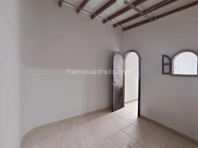 Apartamento de 2 alcobas en arriendo en Rosales, Medellín, 45 m² · foto 9 de 11