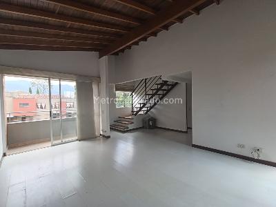 Apartamento de 3 alcobas en arriendo en Cumbres, Envigado, 80 m² · foto 2 de 20