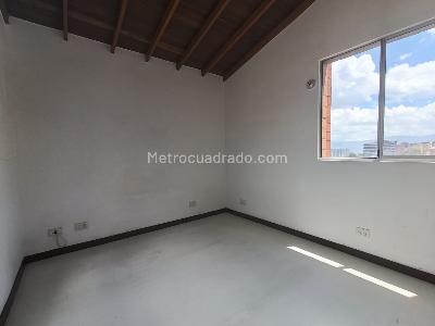 Apartamento de 3 alcobas en arriendo en Cumbres, Envigado, 80 m² · foto 18 de 20