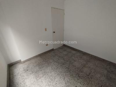 Casa de 5 alcobas en arriendo en Centro Bello, Bello, 100 m² · foto 15 de 20