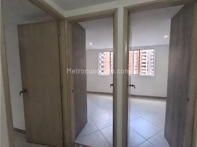 Apartamento en venta en San German, Medellín · foto 5 de 16