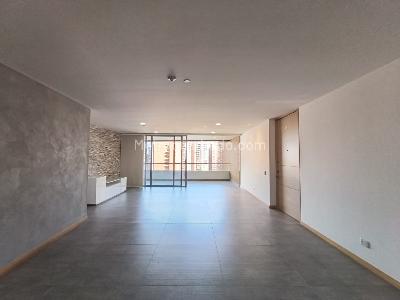 Apartamento de 3 alcobas en arriendo en Loma De Las Brujas, Envigado, 195 m² · foto 10 de 20