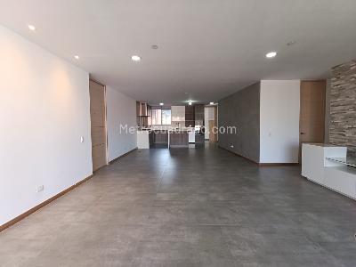 Apartamento de 3 alcobas en arriendo en Loma De Las Brujas, Envigado, 195 m² · foto 16 de 20