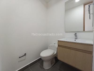 Apartamento de 3 alcobas en arriendo en Loma De Las Brujas, Envigado, 195 m² · foto 19 de 20