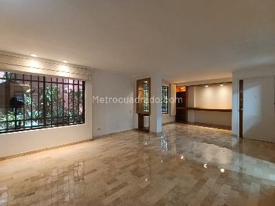 Apartamento de 3 alcobas en arriendo en Las Lomas, Medellín, 124 m² · foto 1 de 15