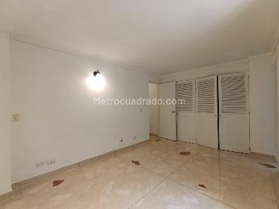 Apartamento de 3 alcobas en arriendo en Las Lomas, Medellín, 124 m² · foto 5 de 15