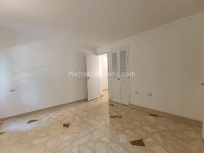 Apartamento de 3 alcobas en arriendo en Las Lomas, Medellín, 124 m² · foto 8 de 15