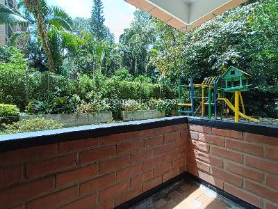 Apartamento de 3 alcobas en arriendo en Las Lomas, Medellín, 124 m² · foto 12 de 15