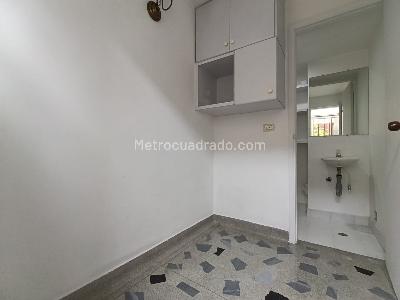 Apartamento de 3 alcobas en arriendo en Las Lomas, Medellín, 124 m² · foto 15 de 15