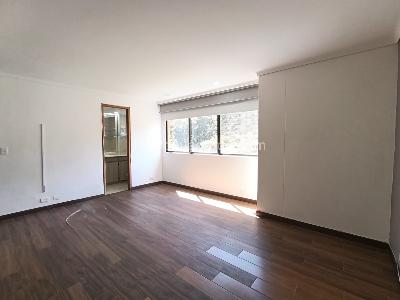 Apartamento de 3 alcobas en arriendo en Loma De Los Parra, Medellín, 155 m² · foto 5 de 20