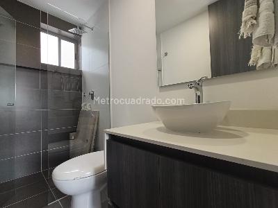 Apartamento de 2 alcobas en arriendo en Ciudad Del Rio, Medellín, 85 m² · foto 11 de 14