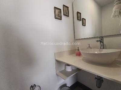 Apartamento de 2 alcobas en arriendo en Ciudad Del Rio, Medellín, 85 m² · foto 12 de 14