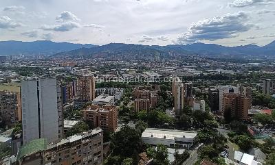 Apartamento de 3 alcobas en arriendo en Santa Maria De Los Angeles, Medellín, 205 m² · foto 2 de 20