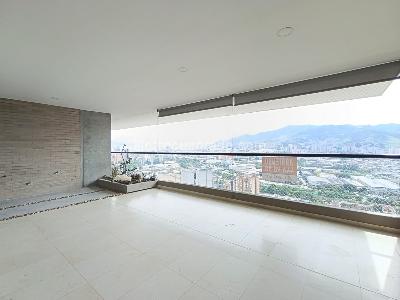 Apartamento de 3 alcobas en arriendo en Santa Maria De Los Angeles, Medellín, 205 m² · foto 3 de 20