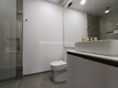 Apartamento de 3 alcobas en arriendo en Santa Maria De Los Angeles, Medellín, 205 m² · foto 16 de 20