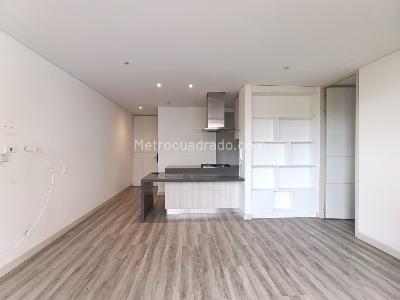 Apartamento de 1 alcoba en arriendo en Los Balsos, Medellín, 69 m² · foto 4 de 14