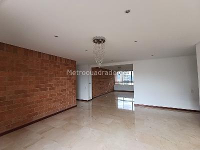 Apartamento de 3 alcobas en arriendo en El Tesoro, Medellín, 170 m² · foto 4 de 20