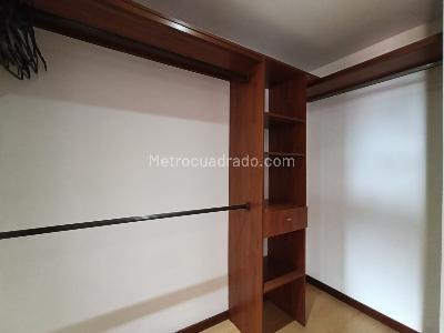 Apartamento de 3 alcobas en arriendo en El Tesoro, Medellín, 170 m² · foto 9 de 20