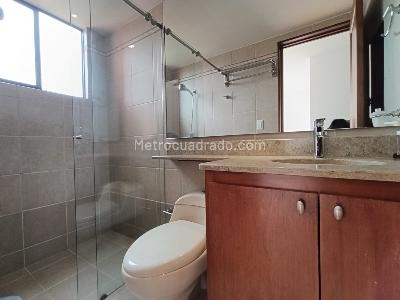 Apartamento de 3 alcobas en arriendo en El Tesoro, Medellín, 170 m² · foto 10 de 20