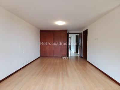 Apartamento de 3 alcobas en arriendo en El Tesoro, Medellín, 170 m² · foto 16 de 20