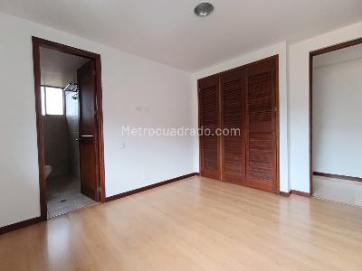 Apartamento de 3 alcobas en arriendo en El Tesoro, Medellín, 170 m² · foto 19 de 20