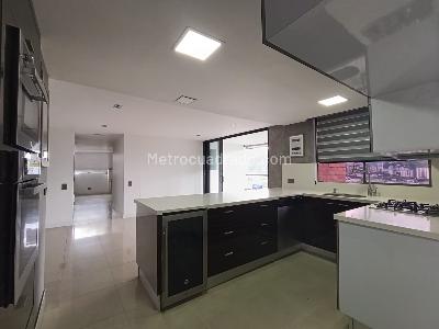 Apartamento de 3 alcobas en arriendo en Santa Maria De Los Angeles, Medellín, 124 m² · foto 15 de 18