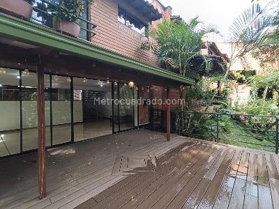 Casa de 4 alcobas en arriendo en El Tesoro, Medellín, 280 m² · foto 4 de 20