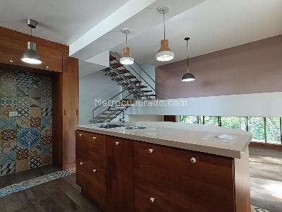 Casa de 4 alcobas en arriendo en El Tesoro, Medellín, 280 m² · foto 18 de 20