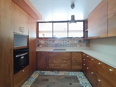 Casa de 4 alcobas en arriendo en El Tesoro, Medellín, 280 m² · foto 19 de 20