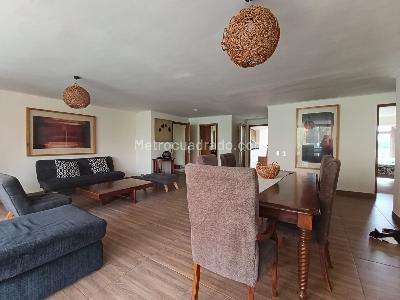 Apartamento de 4 alcobas en arriendo en Patio Bonito, Medellín, 220 m² · foto 3 de 18