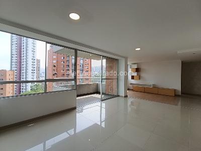 Apartamento de 2 alcobas en arriendo en Santa Maria De Los Angeles, Medellín, 103 m² · foto 11 de 17