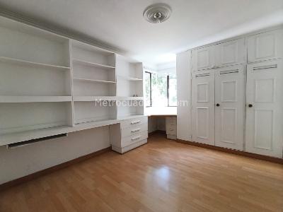 Apartamento de 3 alcobas en arriendo en Santa Maria De Los Angeles, Medellín, 134 m² · foto 7 de 18